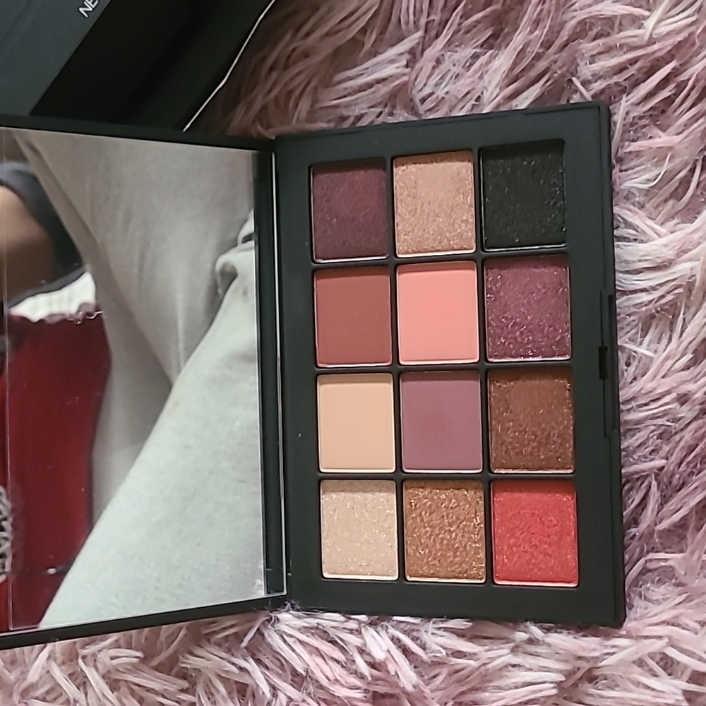 Nars Extreme Effect palette for sale